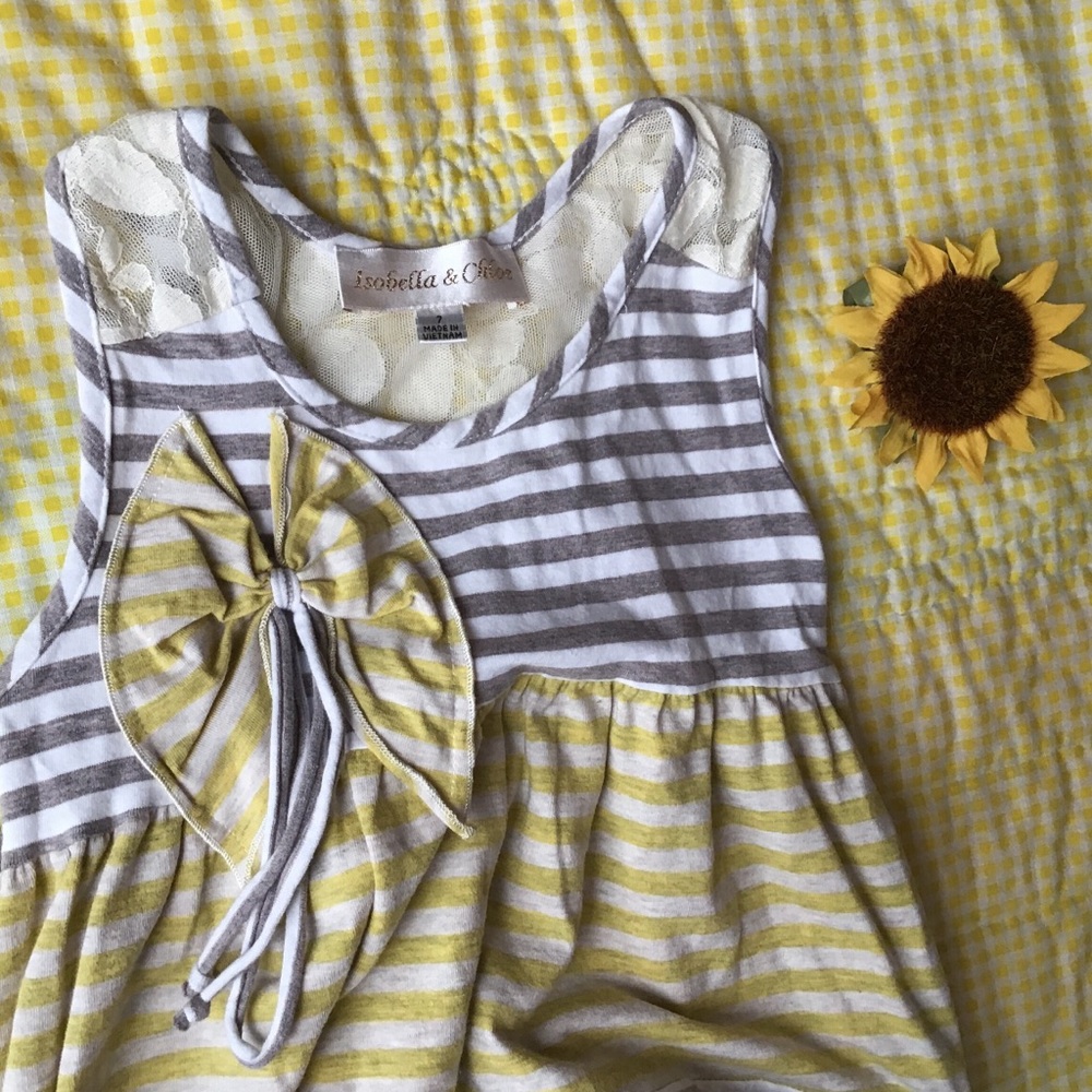Isobella & Chloe Soft yellow and grey dress